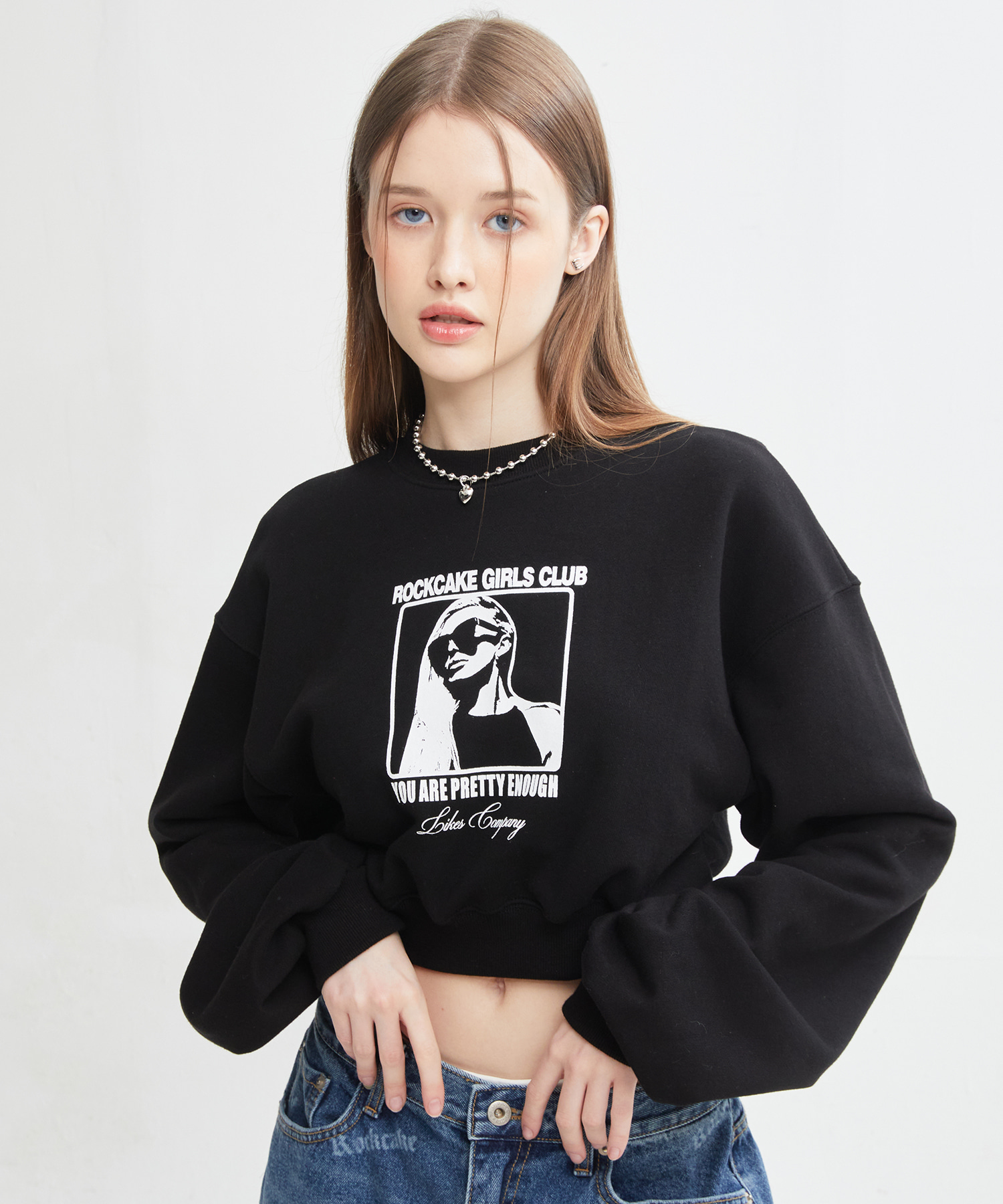 Girls Club Cropped Sweatshirt - Black